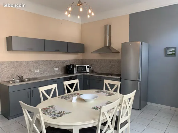Maison hyper centre avec place stationnement privée