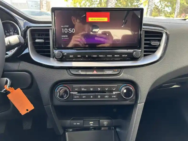 Kia Ceed sw 1.5 t-gdi 140 ch bvm6 — photo 30