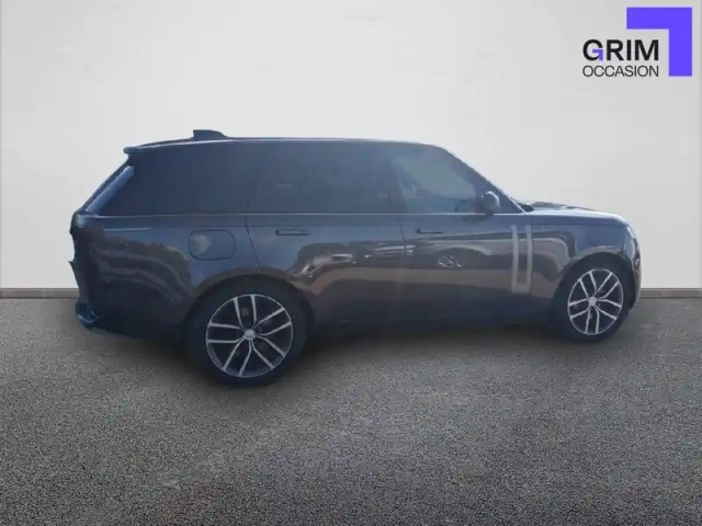 Land Rover Range Rover swb p550e phev awd — photo 22