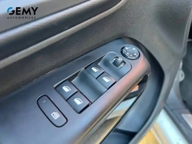 Citroën C5 Aircross hybride rechargeable 225 s&amp;s e-eat8 — photo 12