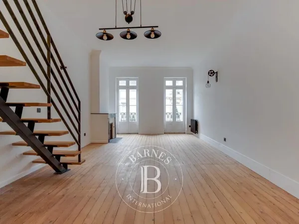 Vends duplex/triplex - 112.66 m² - 5 pièces, 3 chambres - Bordeaux 33000