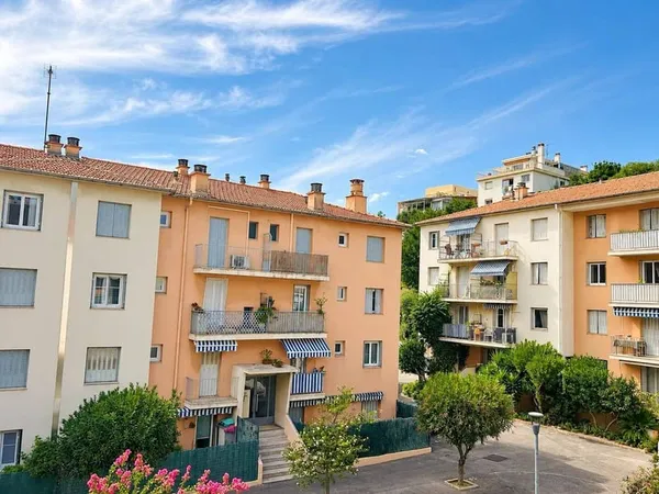 Appartement 4 pièces 76 m²