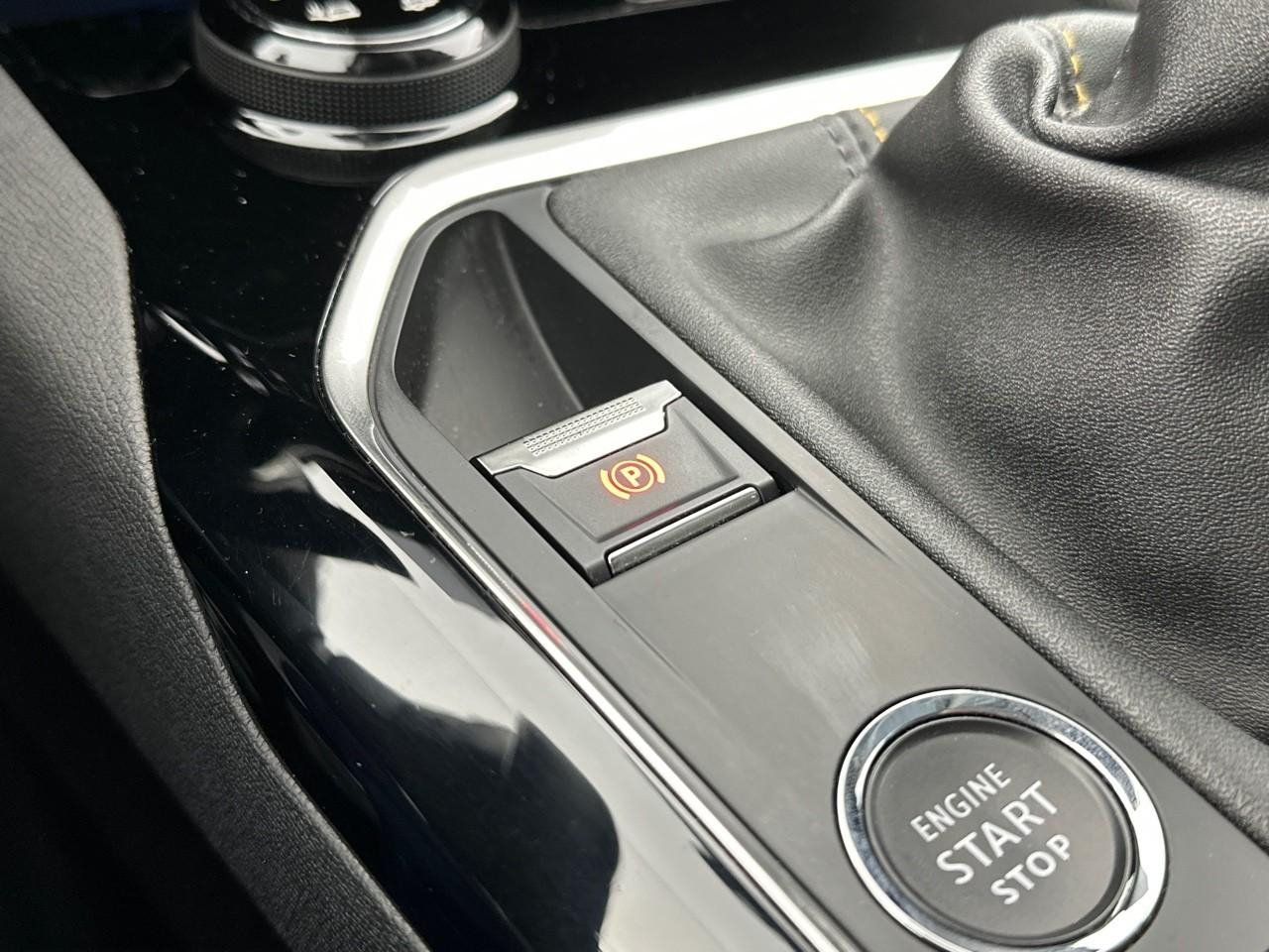 Peugeot 3008 puretech 130ch s&s bvm6 roadtrip — photo 32