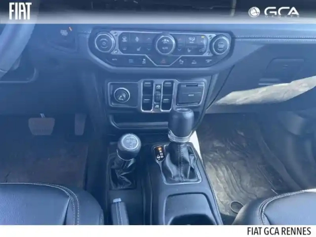 Jeep Wrangler unlimited 2.0 t 380ch 4xe sahara command trac — photo 9