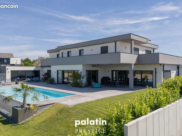 Villa 7 pièces 317 m²