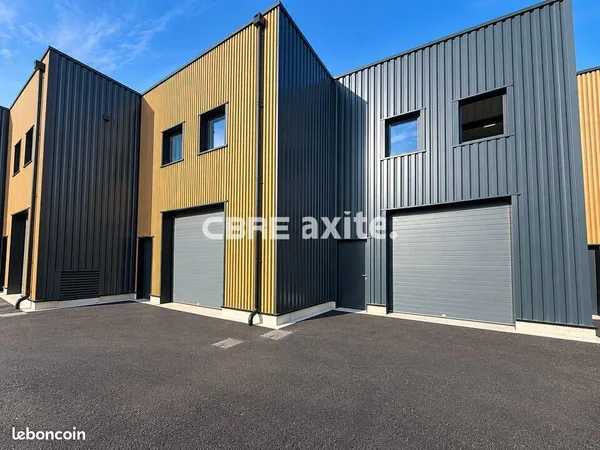 LOCAL D'ACTIVITE 206 m² CHIGNIN