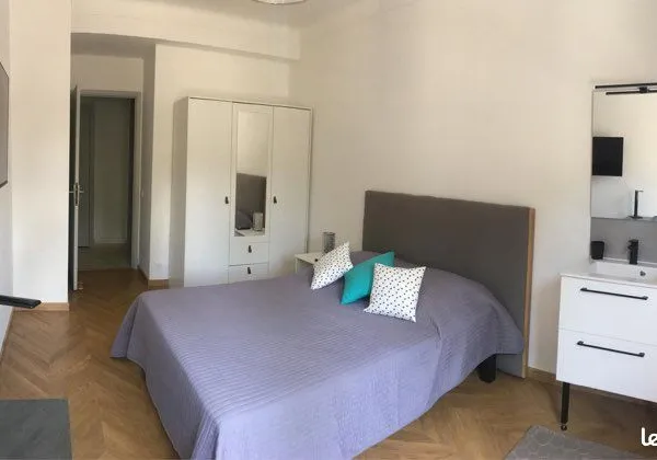 Nice Libération chambre privée 15 m2 tout confort étudiant, stagiaire, bail mobilité