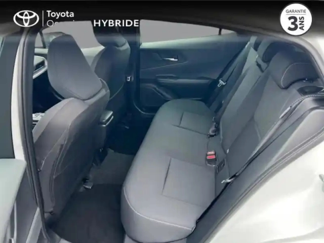 Toyota Prius hybride rechargeable 223ch design — photo 24