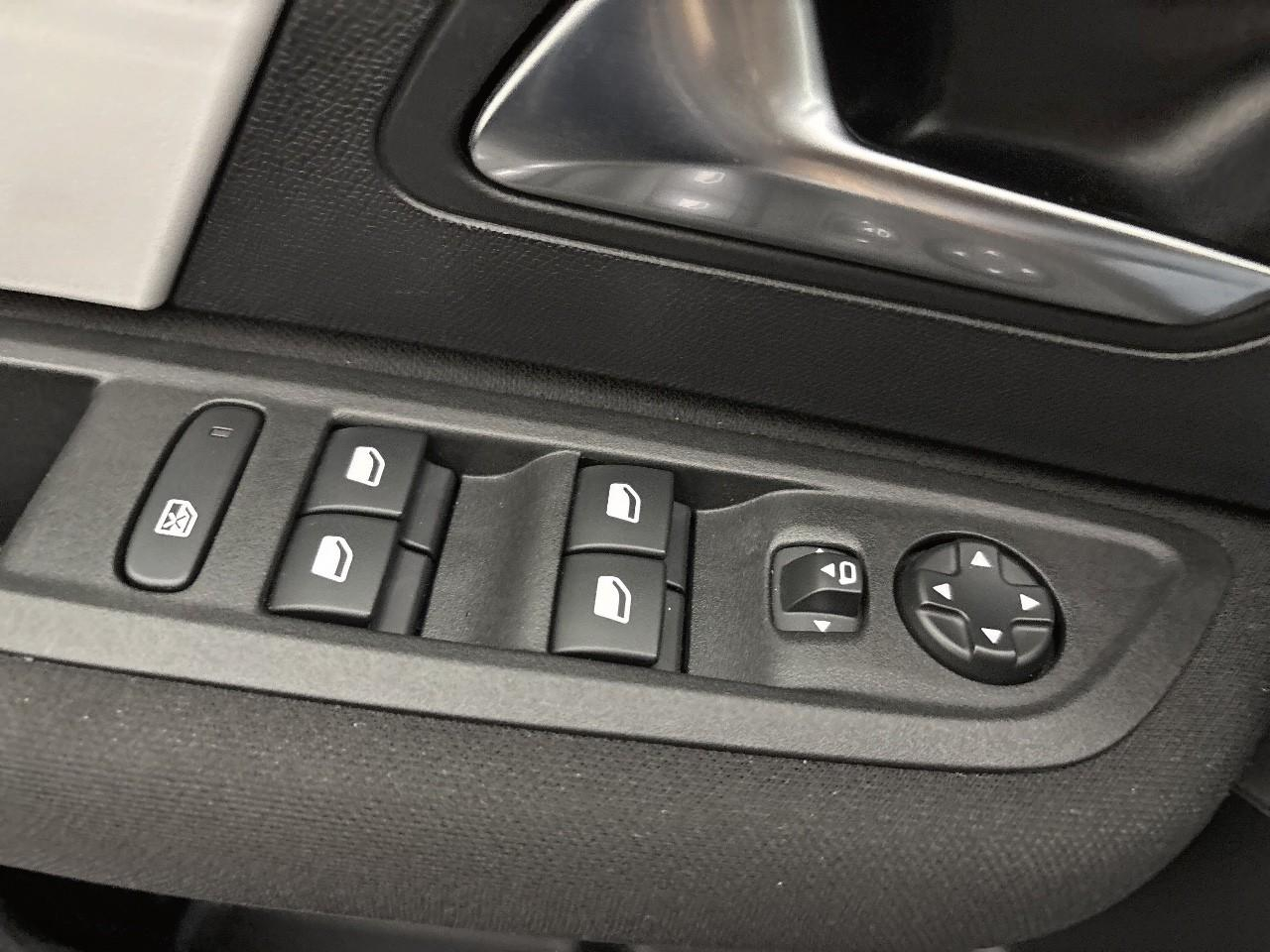 Citroën C4 hybride 136 e-dcs6 plus — photo 26