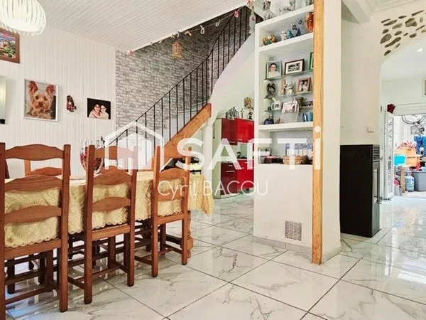 Maison 6 pièces 125 m2 avec patio