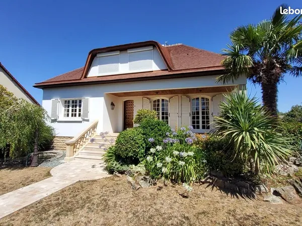 Maison 7 pièces 163 m²