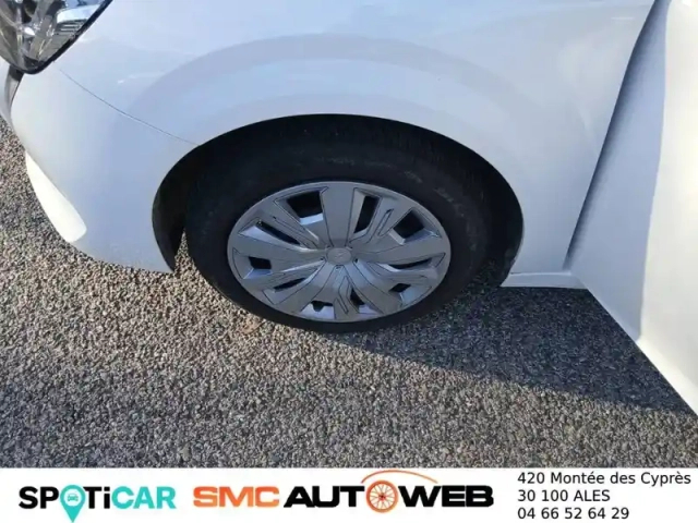 Peugeot 208 puretech 100 s&amp;s bvm6 — photo 75