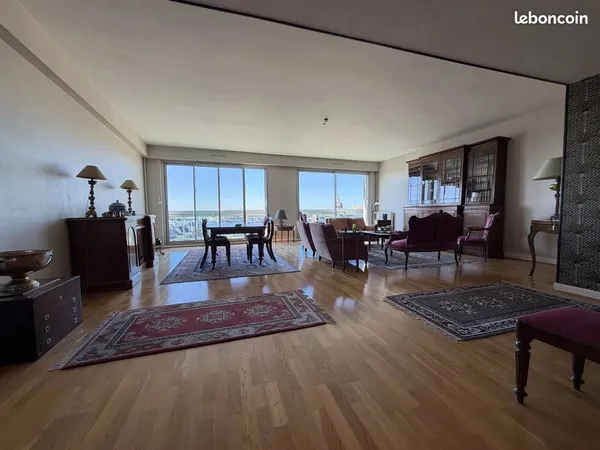 Appartement 4 pièces 138 m²