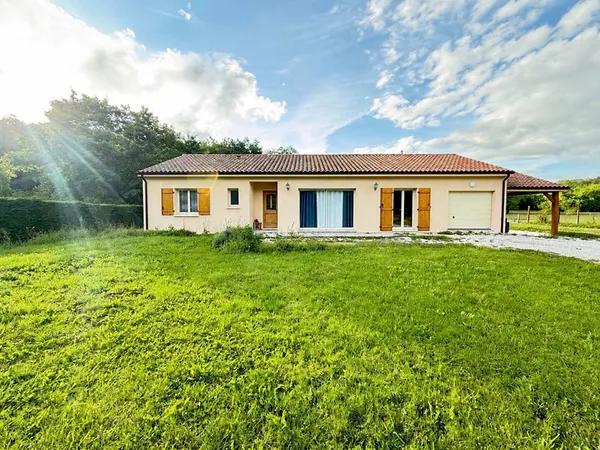 Maison récente Antonne Et Trigonant 4 pièces 126 m2