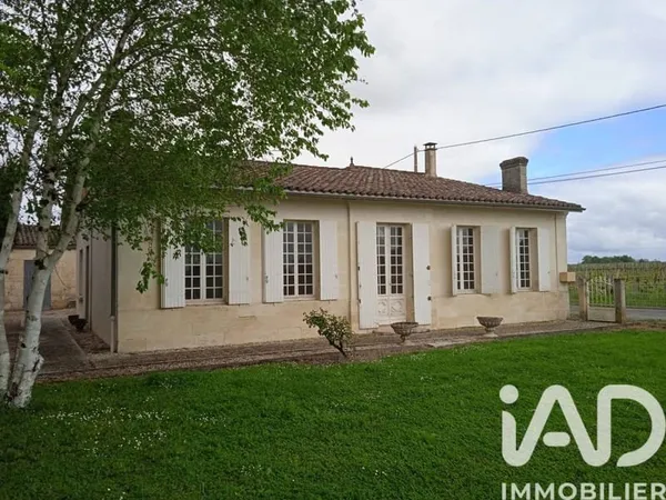 Maison 9 pièces 210 m²