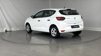 Dacia Sandero 1.0 SCe 65ch Essential — photo 8