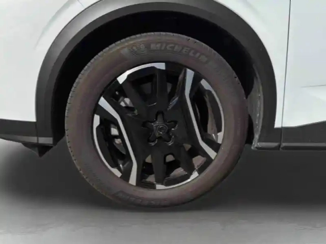 Peugeot 3008 hybride rechargeable plug-in 225ch allure e-dcs7 — photo 10