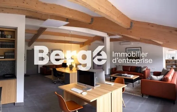Bureaux 78 m²