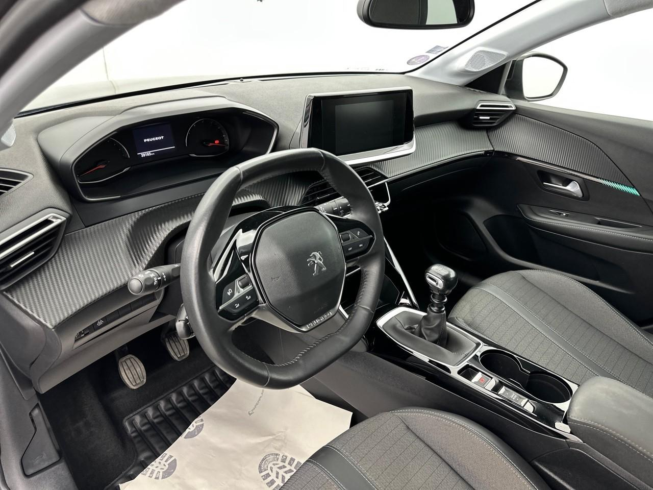 Peugeot 208 puretech 100 s&s bvm6 allure — photo 12