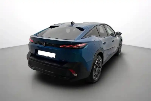 Peugeot 408 hybrid 136 e-dcs6 — photo 6