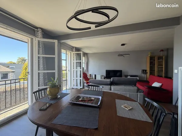 Appartement 4 pièces 82 m²