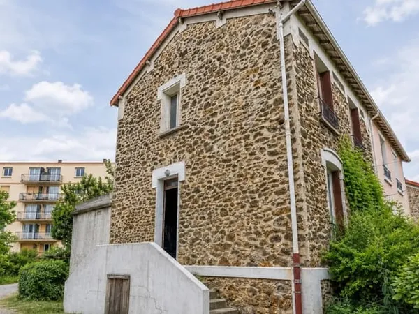 Maison à vendre 4 pièces BONDY (93)