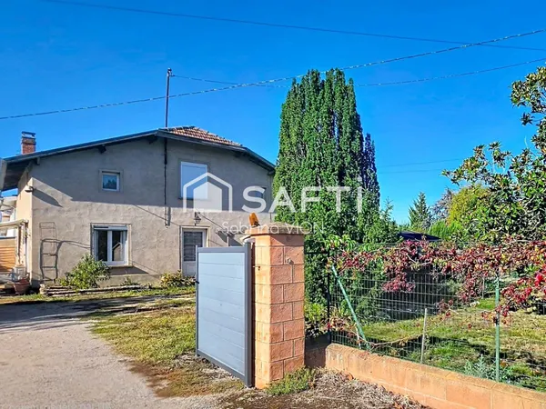CHARMANTE MAISON PROCHE DES COMMODITES