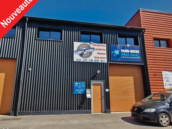Local commercial 200 m² SAINTE MARIE DES CHAMPS