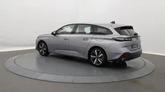 Peugeot 308 sw phev 180 e-eat8 active pack — photo 24