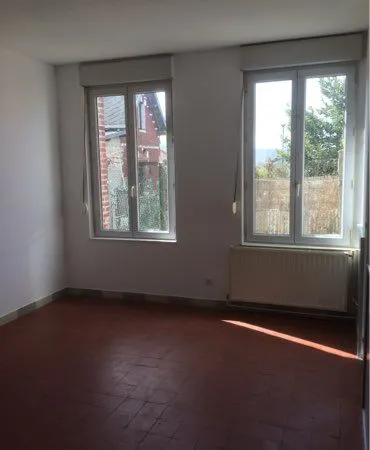Loue maison T2 40m2 proche de la Bull rue Crozat