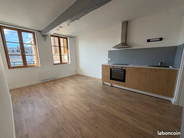 Pont-Audemer hyper-centre - Appartement lumineux entièrement rénové