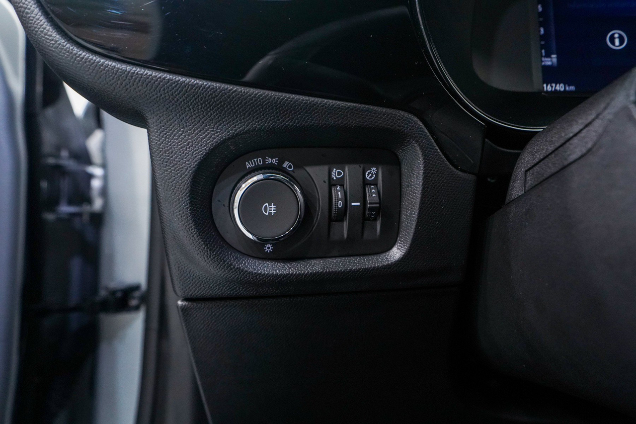 Opel Corsa — photo 22