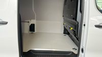 Opel Vivaro M 2.0 BlueHDi 145ch S&S EAT8 — photo 13