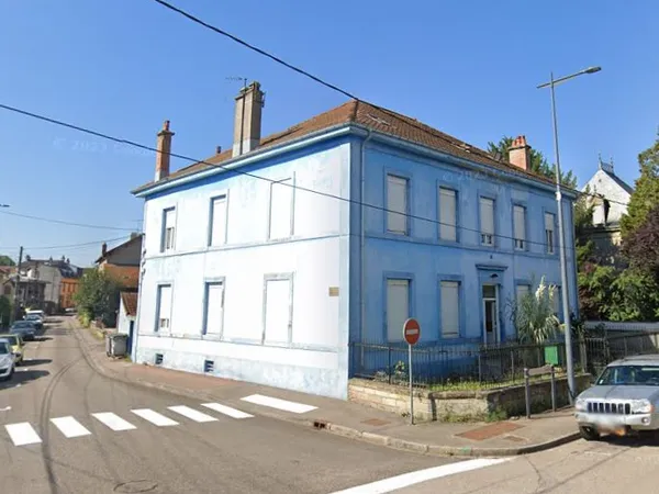 Immeuble 15 pièces 360 m²