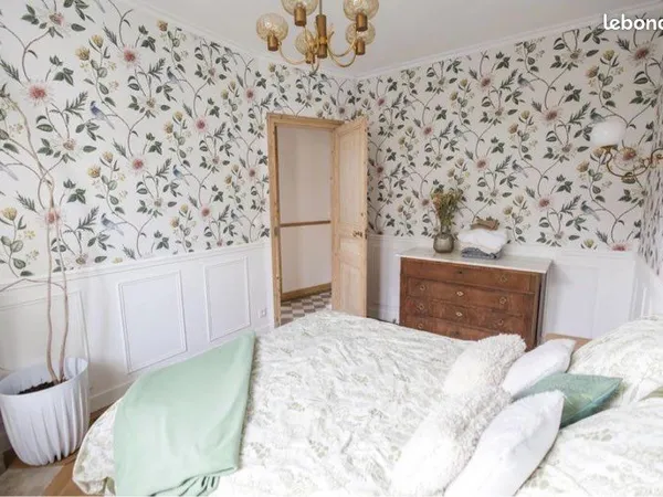 Maison 84m2 - terrain 232m2 - 3 chambres - entièrement rénovée