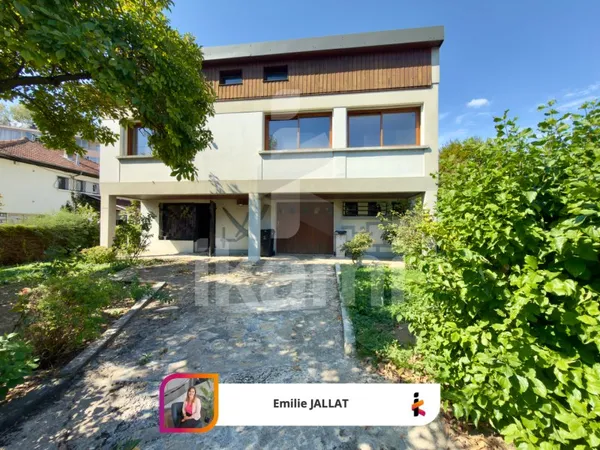 Maison 5 pièces 120 m²
