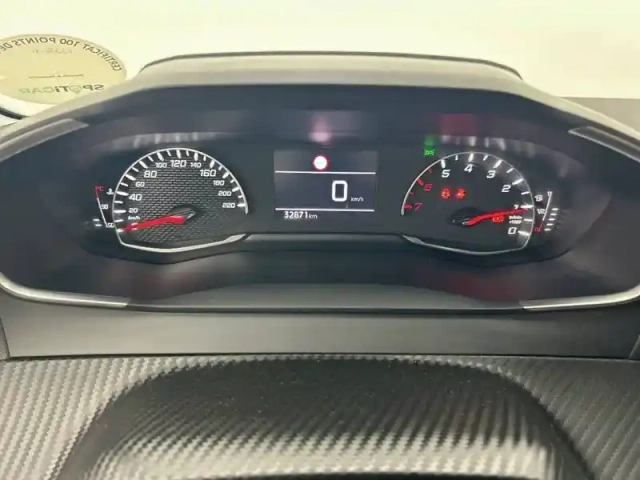 Peugeot 208 puretech 75 s&amp;s bvm5 — photo 10