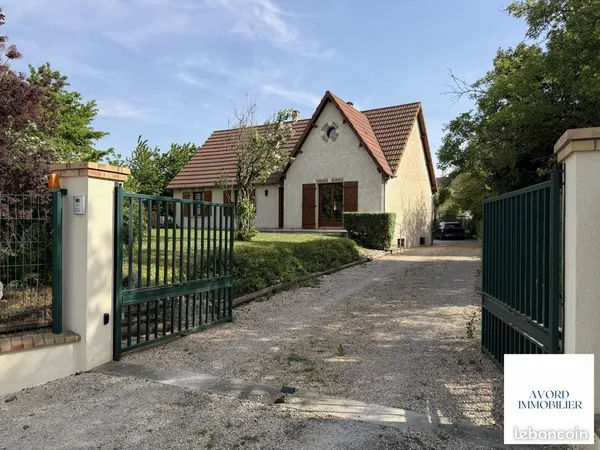 Maison 5 pièces 143 m²
