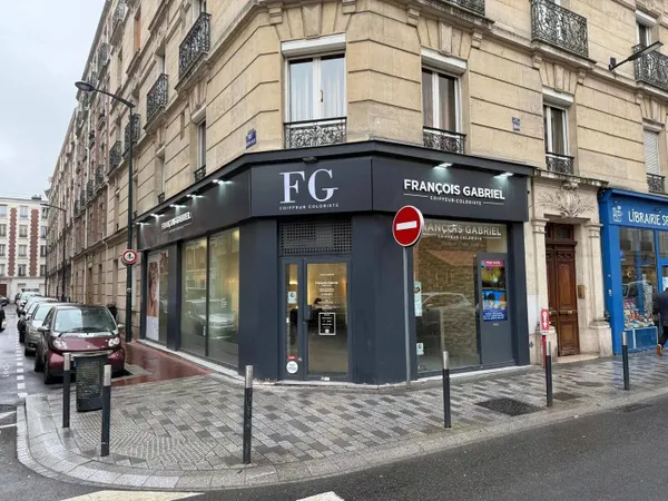 Boutique 76 m²