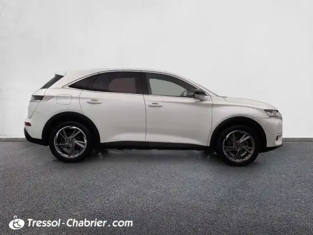 Ds Ds 7 ds7 crossback hybride e-tense 300 eat8 4x4 — photo 6