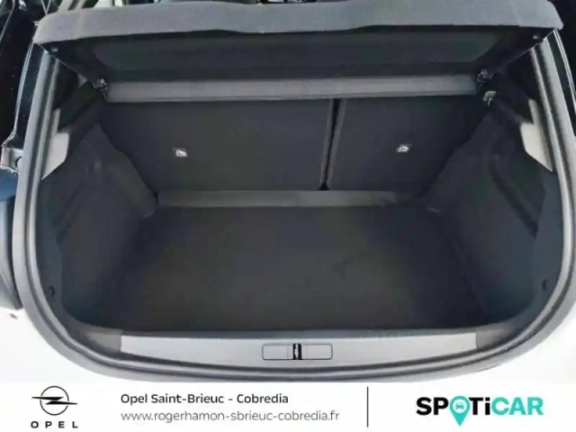 Opel Corsa 1.2 turbo 100ch gs — photo 6