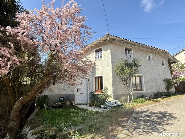 Propriété 5 pièces 180 m²