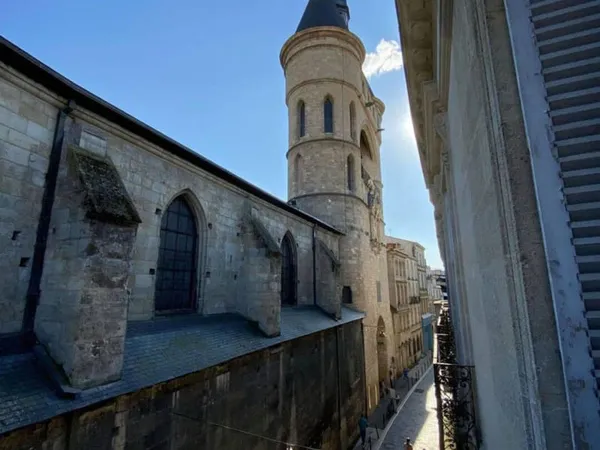Duplex 70m2 / quartier piéton Fernand Lafargue