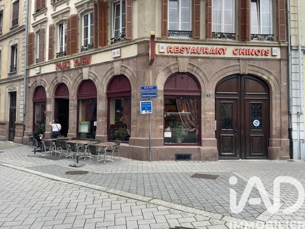 Local commercial 203 m²