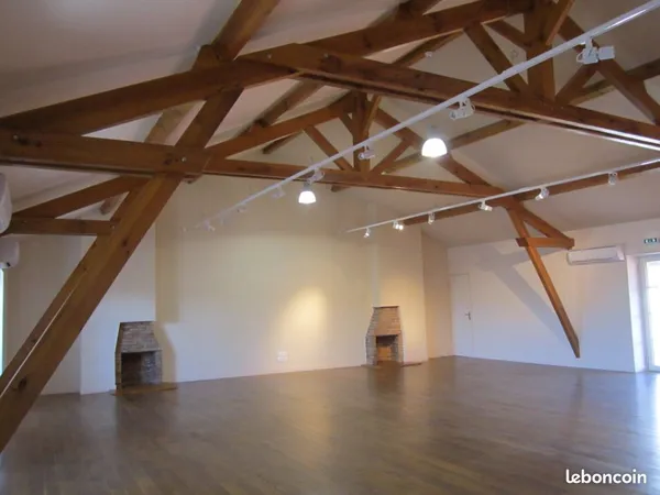 Bureaux 237 m² MONT DE MARSAN