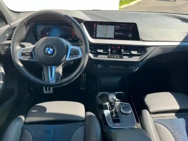 Bmw Serie 1 série 1 118ia 136ch m sport dkg7 — photo 6