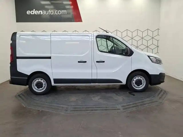 Renault Trafic fgn l1h1 3000 kg blue dci 130 — photo 6