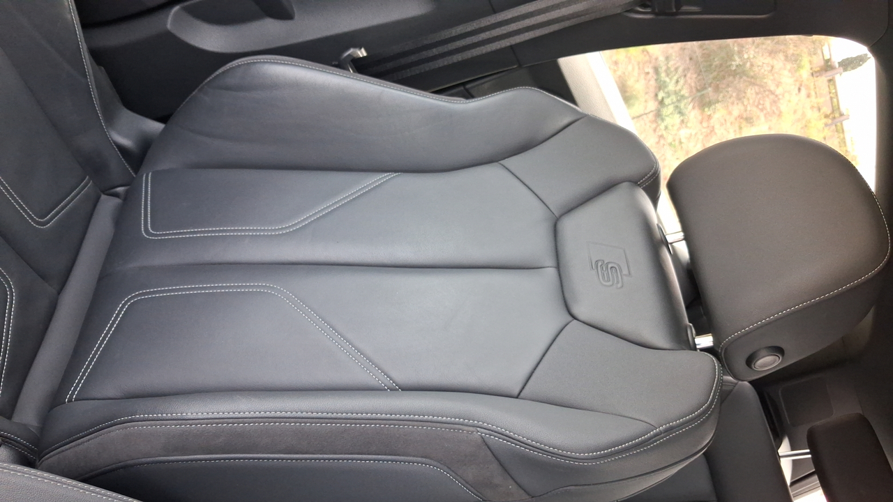 Audi Q3 35 TDI 150 ch Quattro — photo 47
