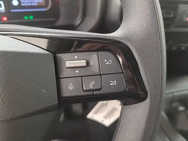 Citroën Berlingo van m diesel 100 ch manuelle — photo 20