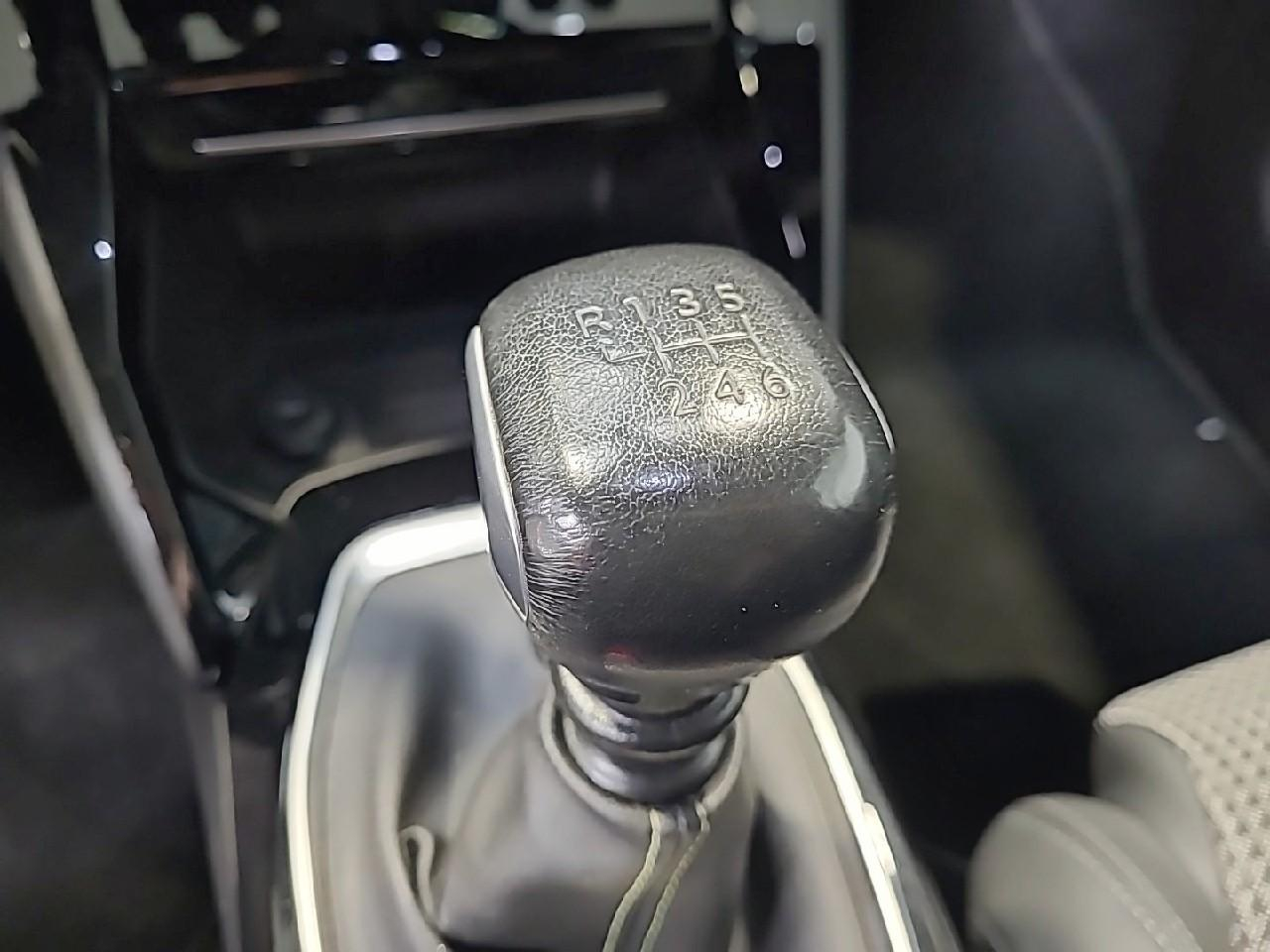 Peugeot 2008 puretech 130 s&s bvm6 gt — photo 20